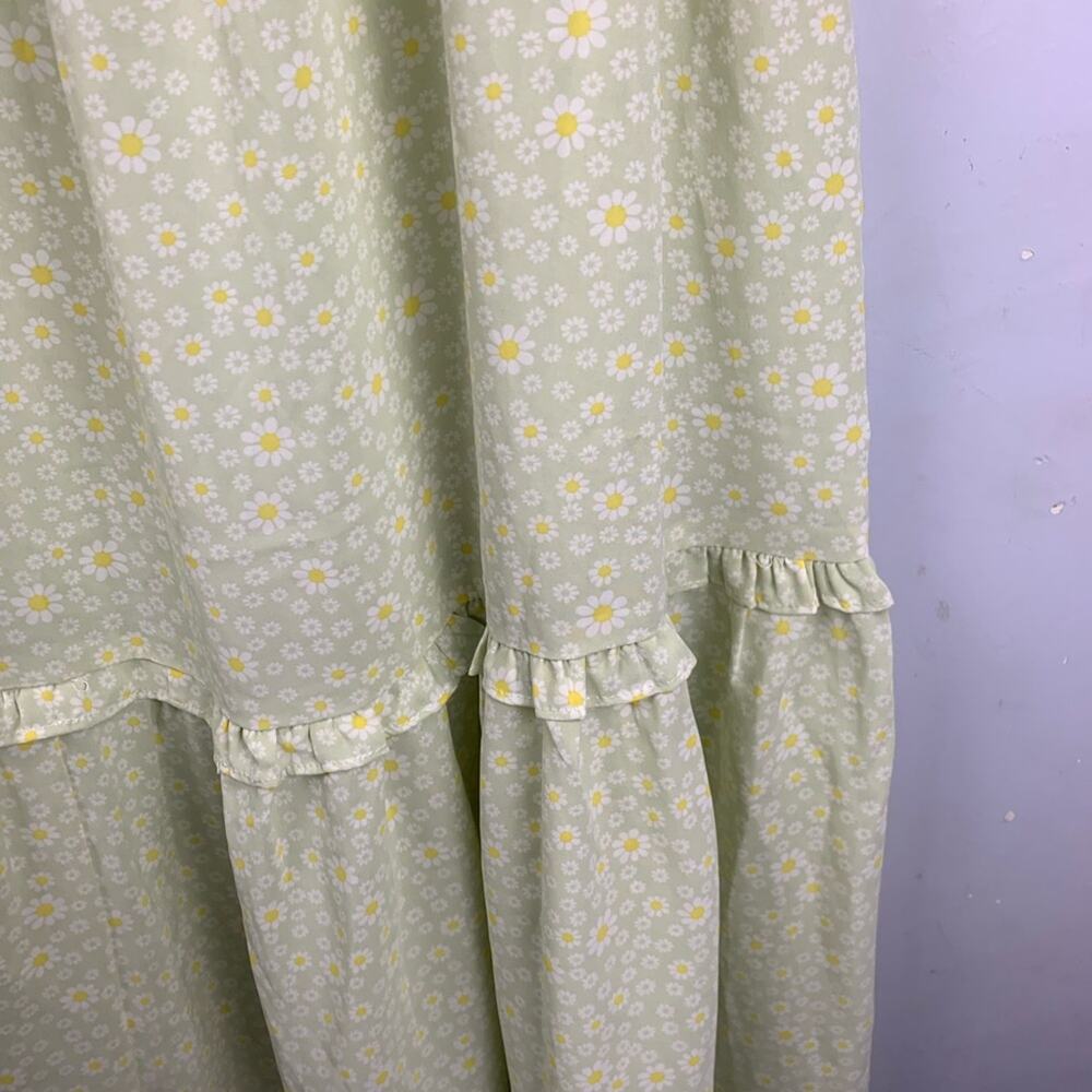Lucca size small light green daisy flower tiered maxi dress boho cute dainty - Picture 10 of 12